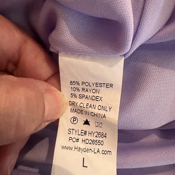 Beautiful dress - Picture 8 of 10